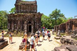 THUÊ XE ĐÀ NẴNG ĐI THÁNH ĐỊA MỸ SƠN.