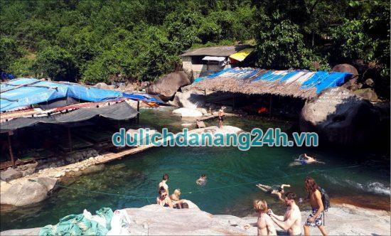 THUÊ XE ĐÀ NẴNG ĐI SUỐI VOI HUẾ.